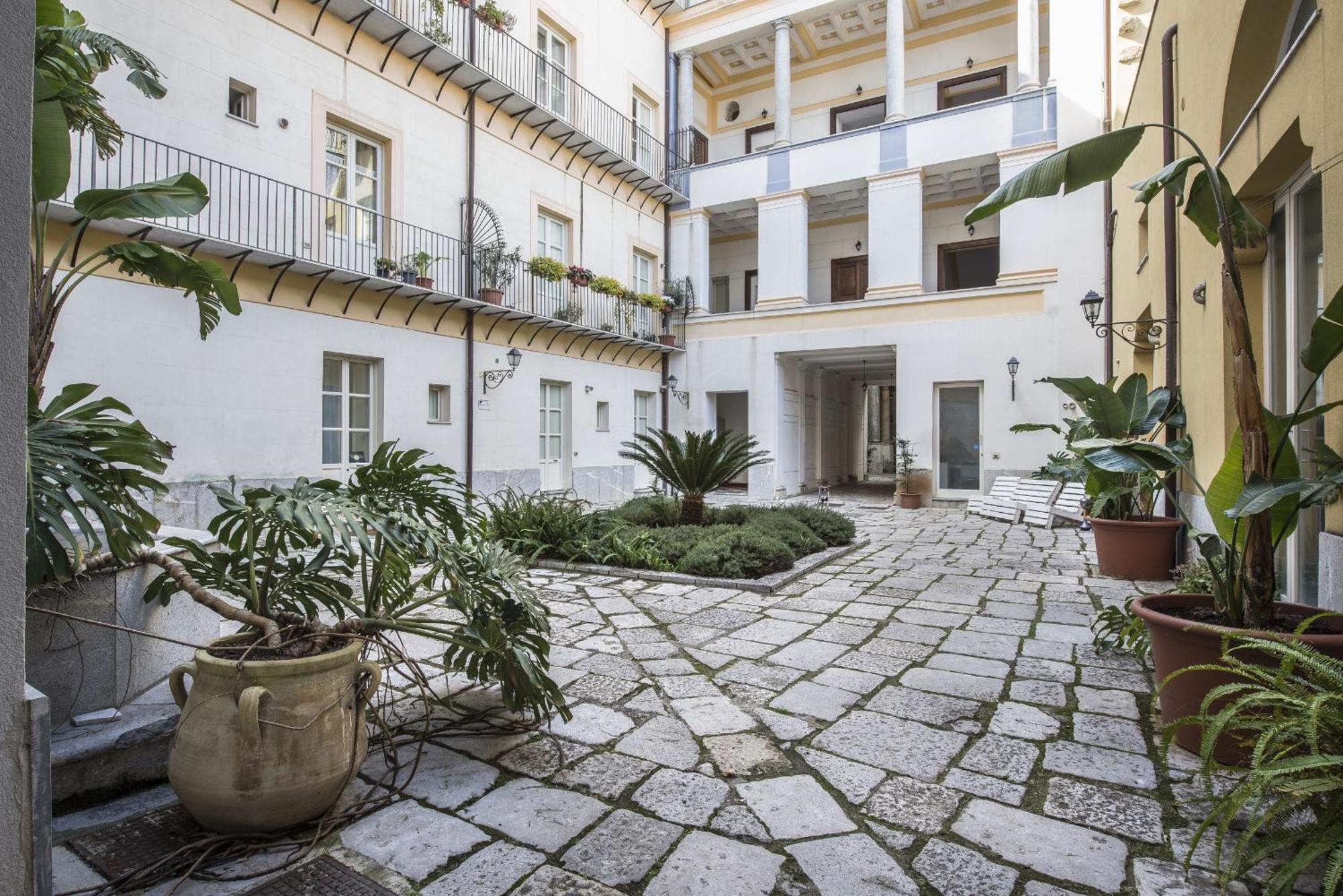 Palazzo Castrofilippo Apartment By Wonderful Italy Palermo Exterior foto